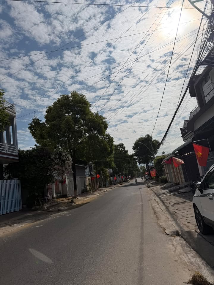 Nhà riêng Thi Sách Sa Thầy 155m² 2.4 tỷ - Chính chủ bán