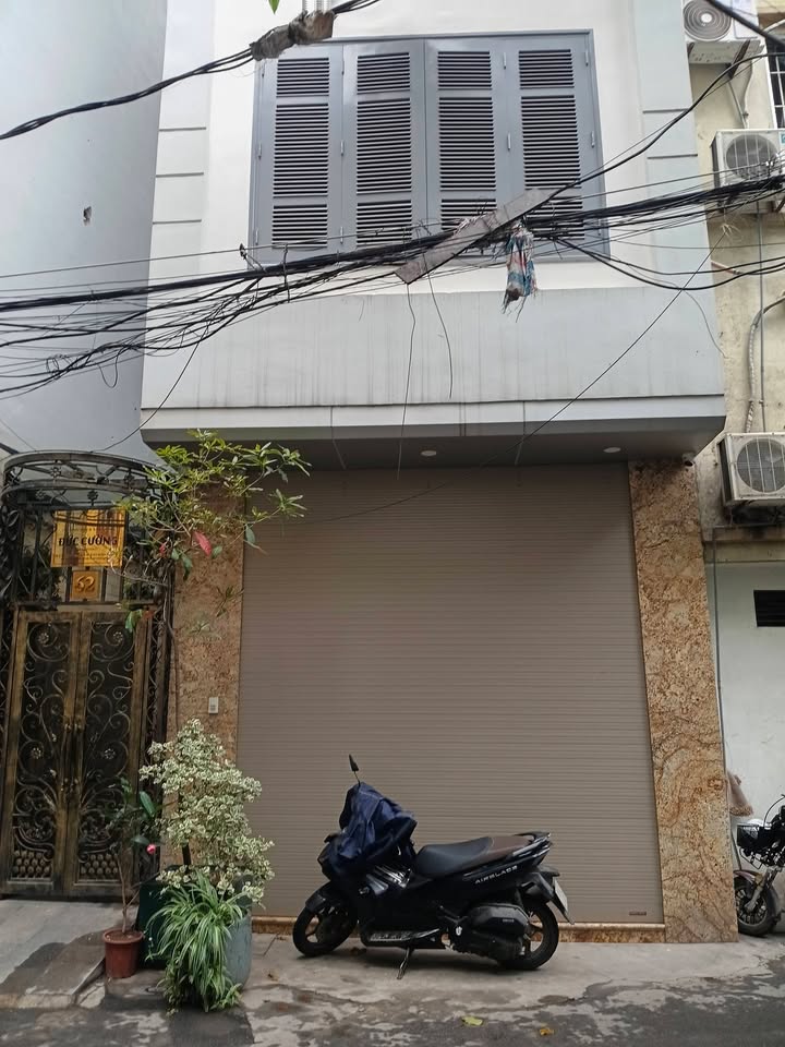 Nhà Hồng Mai Hai Bà Trưng 34m² giá 9 tỷ - Ô tô vào tận nhà