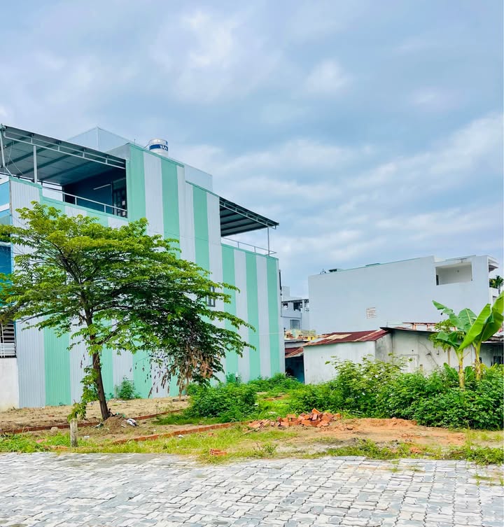 Đất nền Nguyễn Chánh 100m² giá 3 tỷ - Sổ đỏ chính chủ