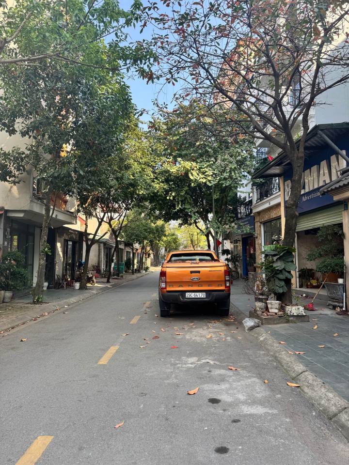 FrontHouse Giang Biên 101m² 2x tỷ - Vị trí đẹp