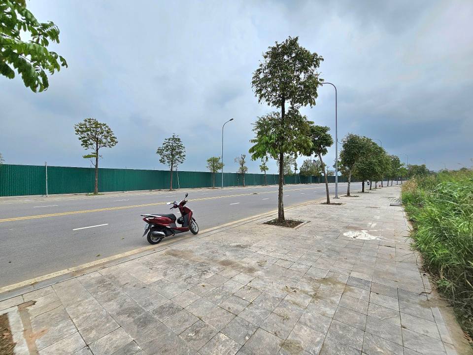 Đất nền Cự Khối Long Biên 120m² - Sổ đỏ chính chủ