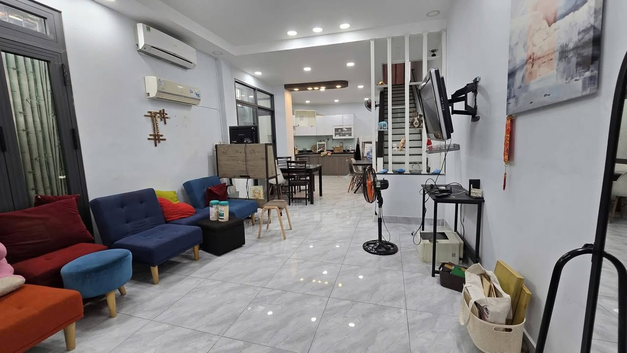 Nhà phố Q7 Đường 17 85m² 21 triệu - Mặt tiền kinh doanh