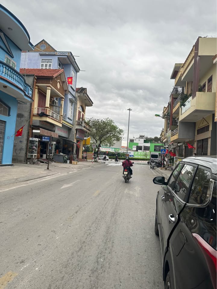 Nhà phố Quảng Yên 80m² từ 5 tỷ - Mặt tiền kinh doanh