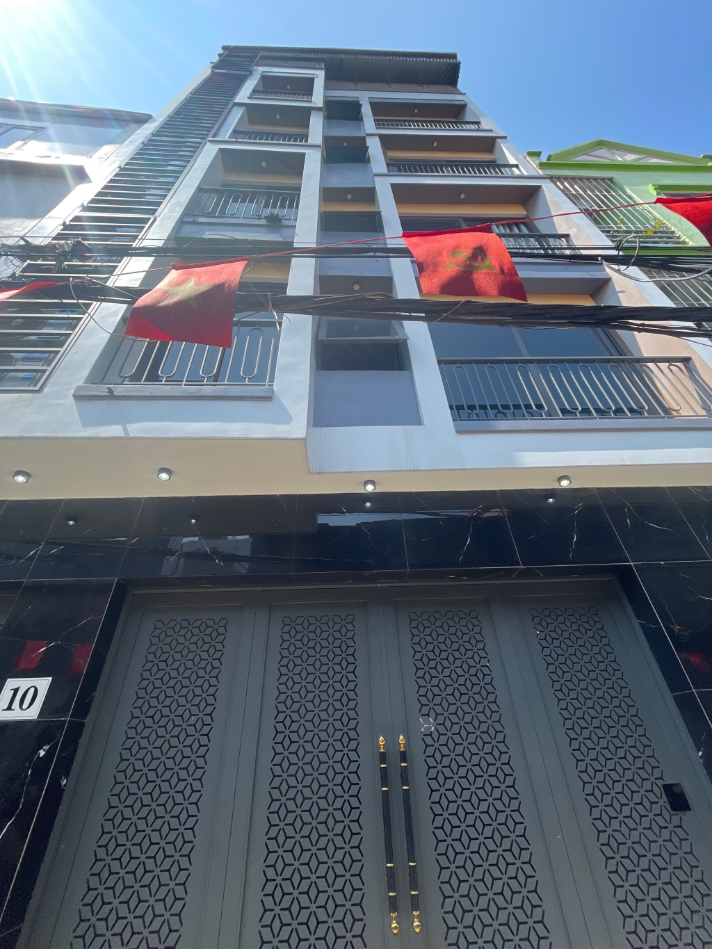 Căn hộ dịch vụ Di Trạch 68m² - 14 phòng full nội thất, sẵn dòng tiền!