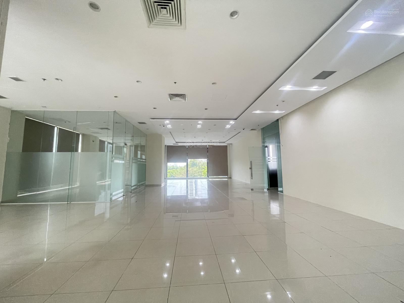 Văn phòng Golden King, Q7 đa dạng DT từ 60m² - Vị trí trung tâm!