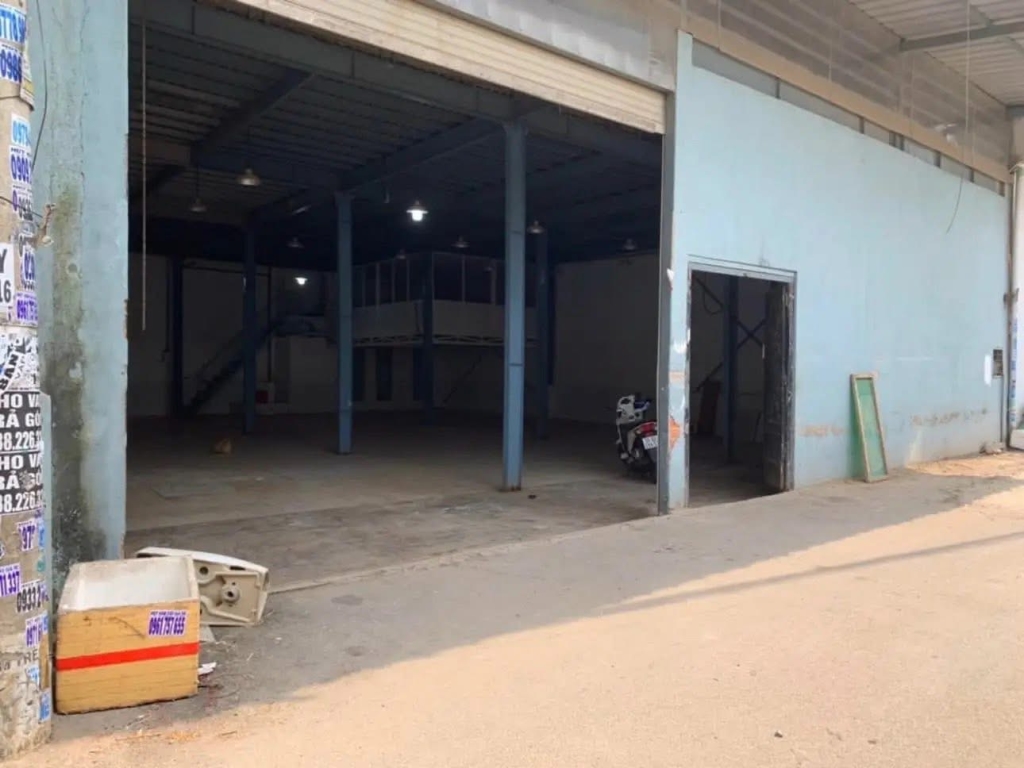 Kho Xưởng Hà Huy Giáp Q12 500m² giá 32 triệu/tháng - Hoạt động ngay!