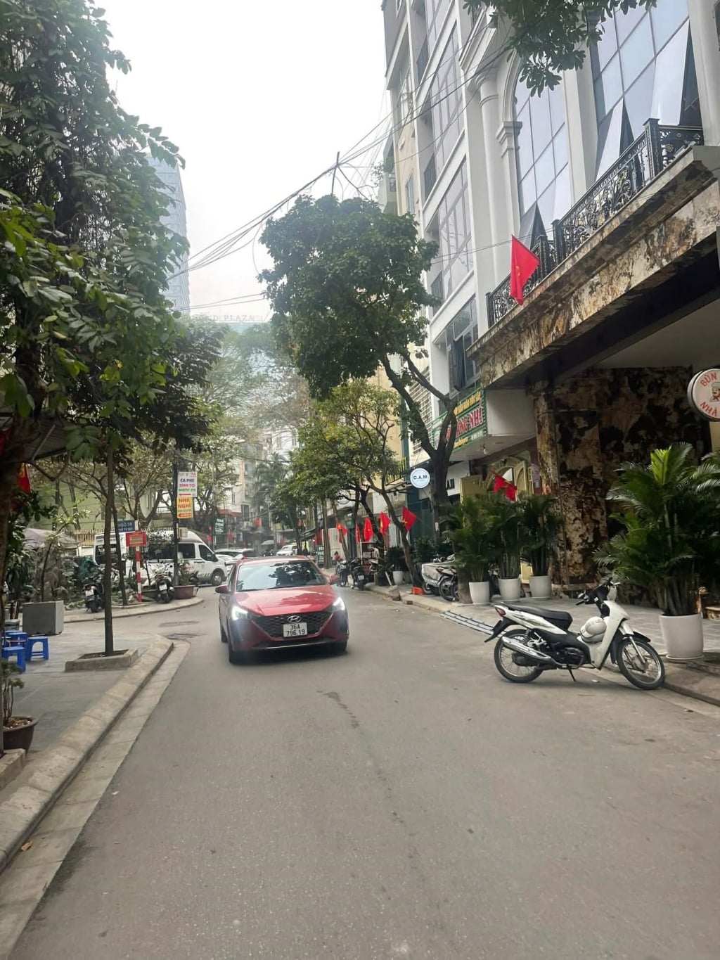 Nhà riêng Trung Kính Cầu Giấy 65m² - Mặt tiền kinh doanh đỉnh cao!