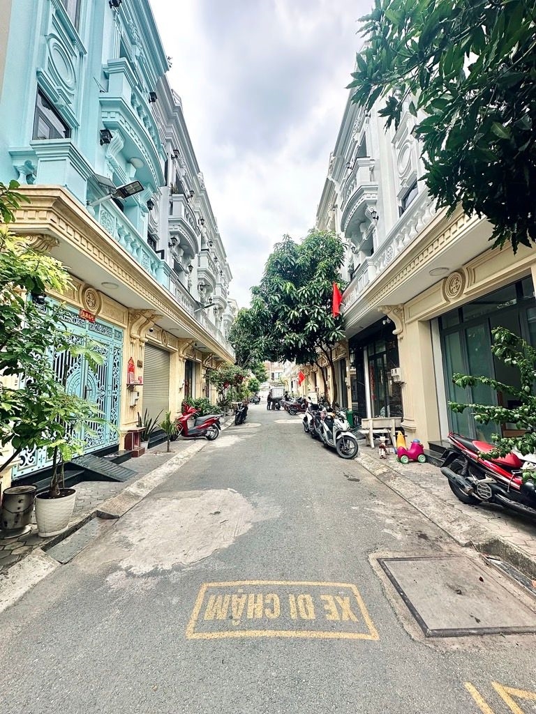 Nhà riêng Tô Hiệu, Tân Phú 68m² giá 10.19 tỷ - Ô tô vào tận nhà!