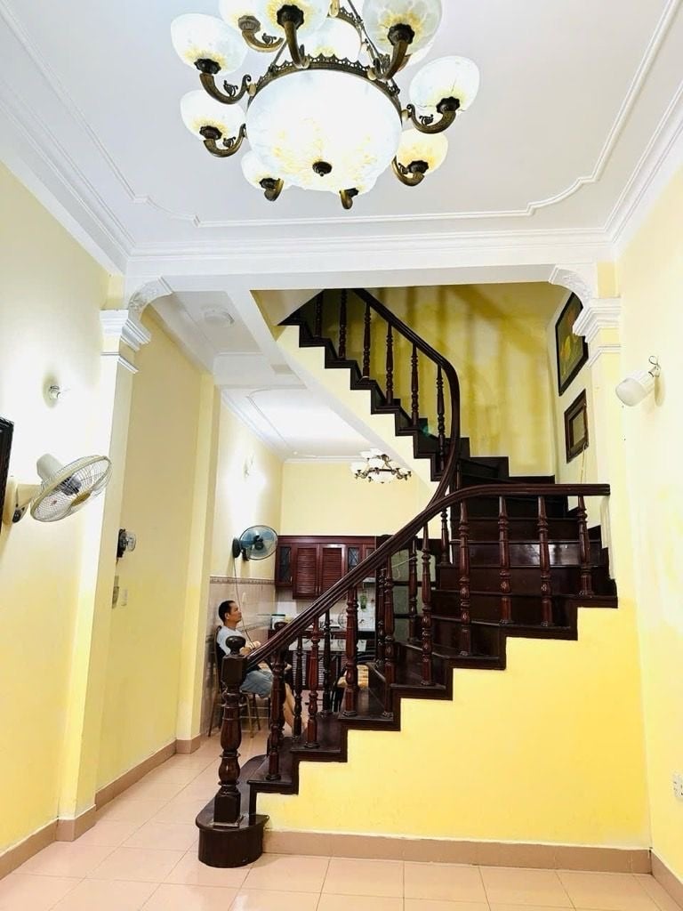 Nhà riêng Khương Trung, Thanh Xuân 47m² 11 tỷ - Lô góc kinh doanh đắc địa!