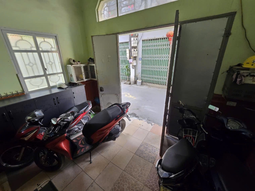 Nhà Mặt Phố Kim Chung, Hoài Đức 78m² - Vị Trí Đẹp, Sẵn Sàng Kinh Doanh!