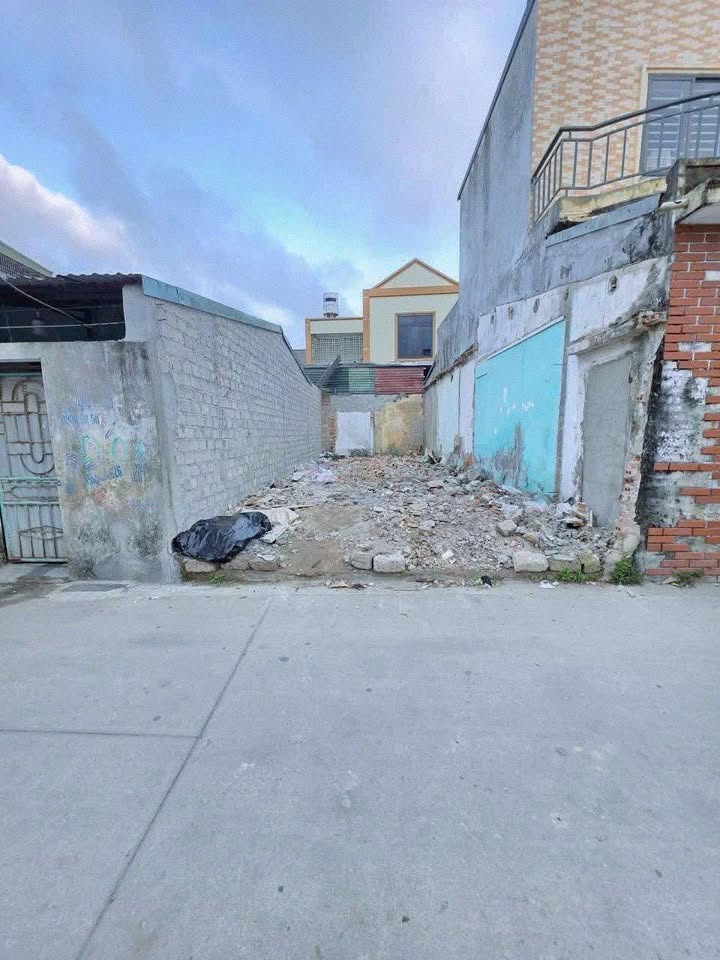 Đất nền Thanh Hóa 57m² - Mặt tiền trục chính Đông Sơn, giá 2.1 tỷ