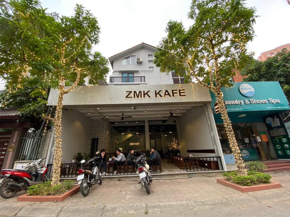 Nhà phố Trung Hoà Cầu Giấy 143,5m² 90 triệu - Mặt tiền kinh doanh