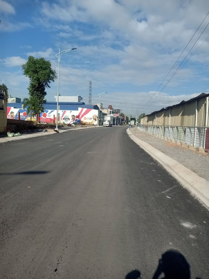 Đất mặt tiền Đất Cuốc 02 Bắc Tân Uyên 1.8k m² 7.6 tỷ - Sổ đỏ chính chủ