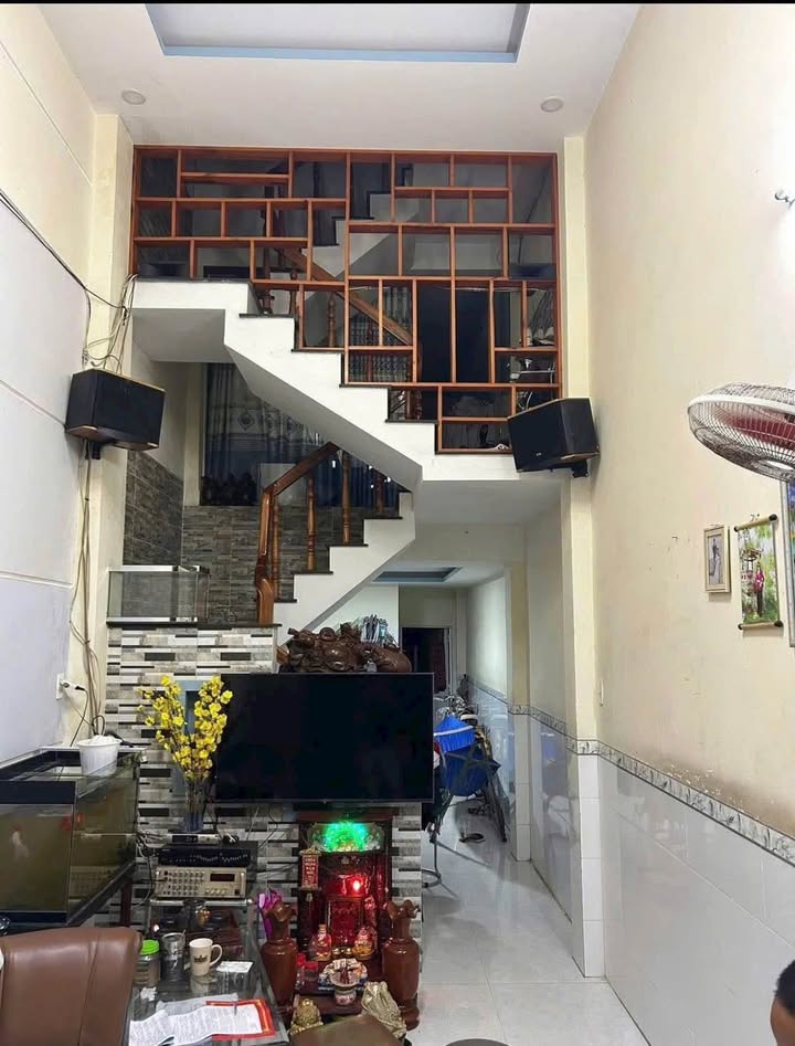 Nhà 2 Tầng Mặt Tiền Hà Thanh 1, Quy Nhơn - 45m² Giá 2.95 Tỷ