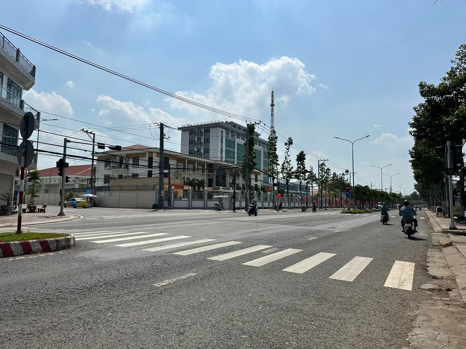 Nhà mặt tiền Phó Cơ Điều Long Hồ 285m² 7 tỷ - Chính chủ bán