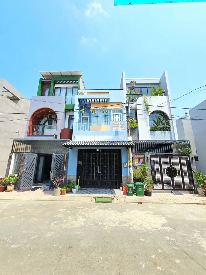 Đất nền Long Phước Thủ Đức 64m² - Sổ hồng riêng, đường 9m có vỉa hè