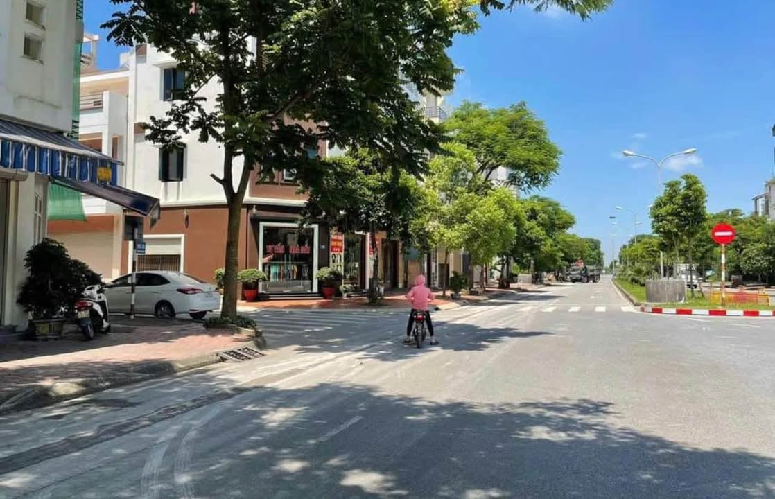 Đất nền Phạm Văn Đồng Hải Dương 80m² 5 tỷ - Sổ đỏ