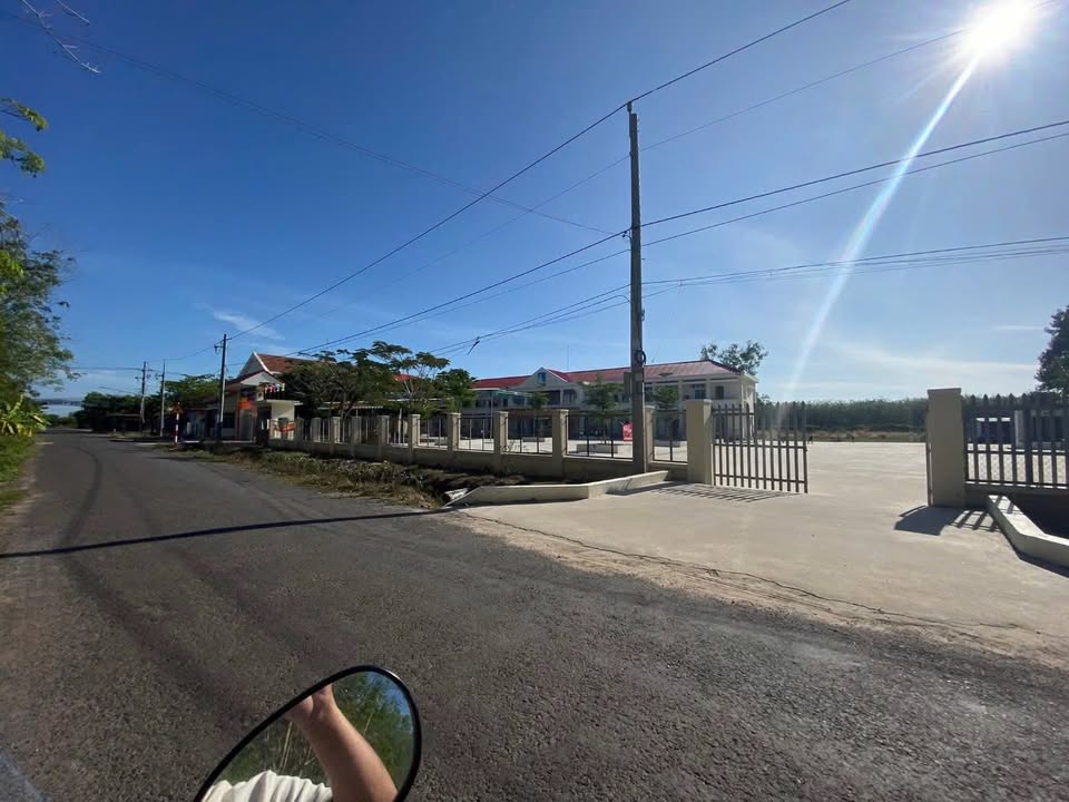 Đất nền Long Vĩnh 240m² 330 triệu - Sổ đỏ chính chủ