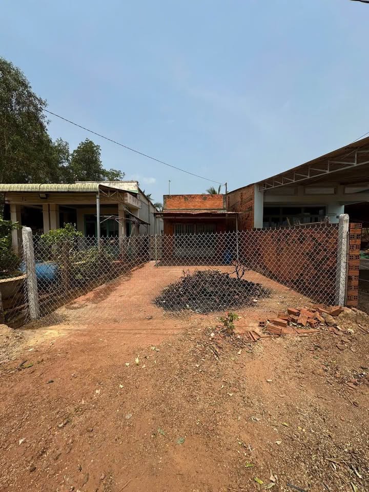 Nhà Phước Ninh, Dương Minh Châu - 235m² Mặt tiền đường - Giá 3xx Tỷ