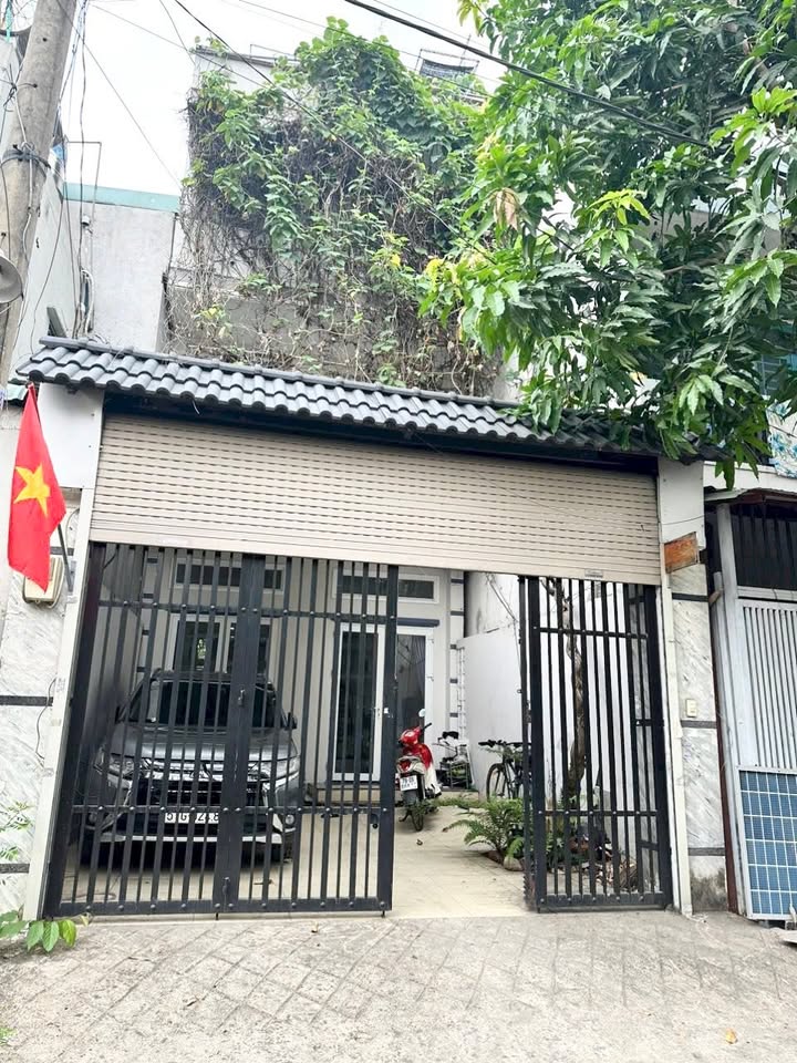 Nhà Hiệp Bình Chánh 200m2 giá 16 triệu - Ô tô tận cửa