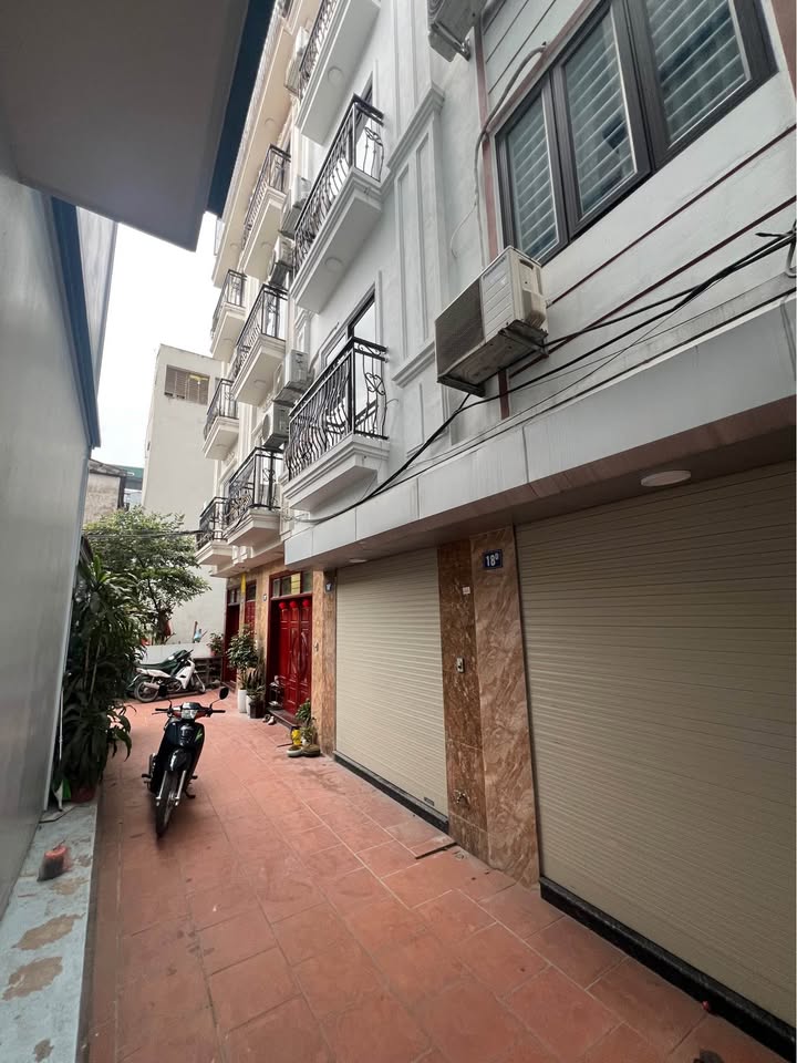 Nhà Đức Giang Long Biên 32m² 7.1 tỷ - Full nội thất sẵn ở