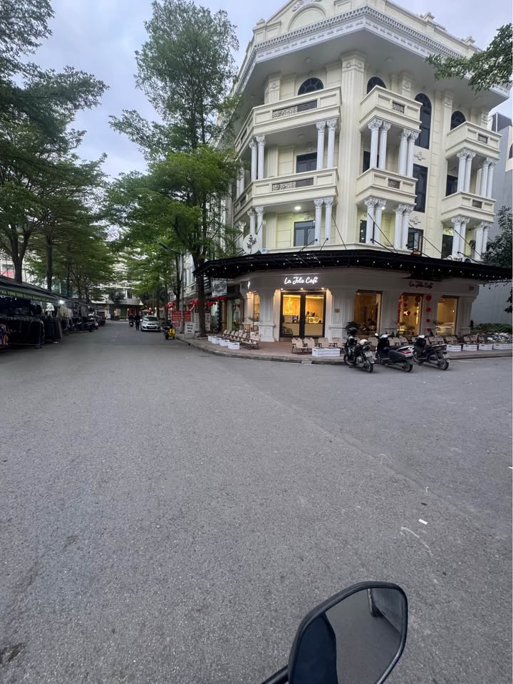 Đất nền trung tâm Chợ Như Quỳnh 80m² - Kinh doanh sầm uất, cạnh ĐH QTKD - 10 tỷ