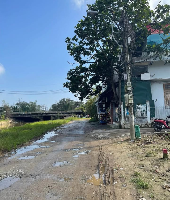 Đất Mặt Tiền Nguyễn Hạnh - Huế 131m² Giá 2.58 Tỷ - View Sông Như Ý