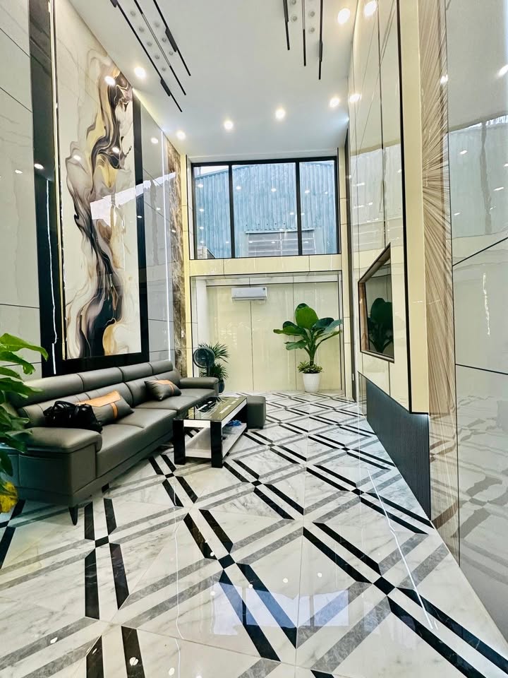 Nhà 5 tầng Phan Huy Ích Tân Bình 51m² 7.75 tỷ - Ô tô vào tận nhà