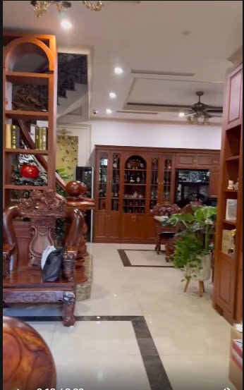 Biệt Thự 142m² Đường Bình Phú, Thủ Đức - 6PN, Sổ Hồng Chính Chủ