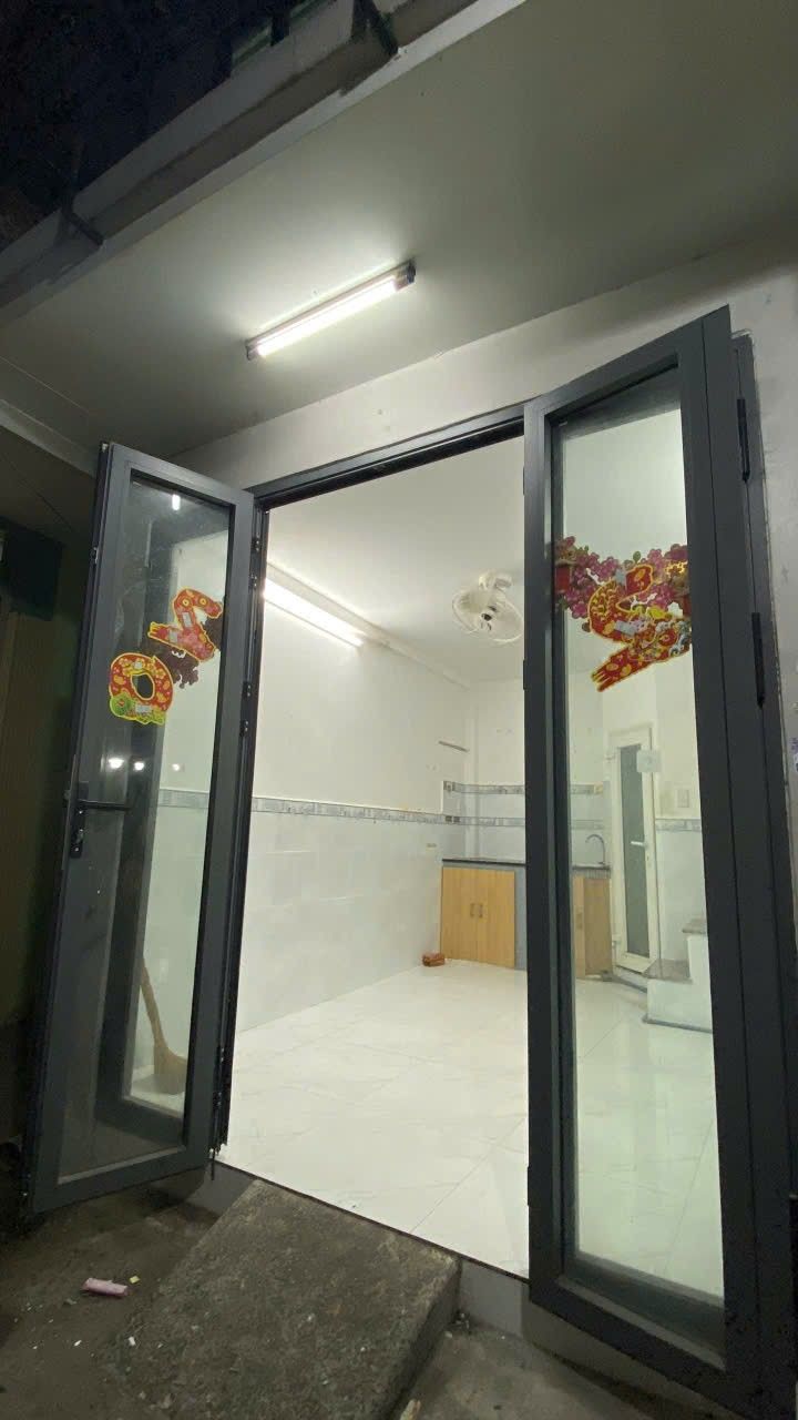 Nhà thuê Phạm Ngọc Nhà Tân Phú 14m² 5 triệu - Sẵn sàng ở ngay