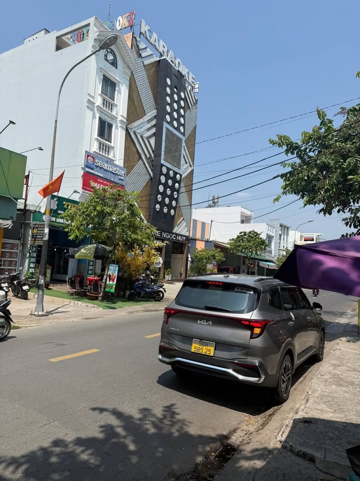 Nhà Mặt Tiền Q.12 - 106m² - 11.5 Tỷ - Kinh Doanh Đa Ngành