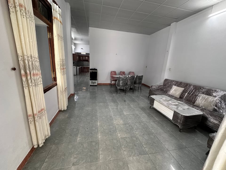 Nhà Phố 114m² Ngũ Hành Sơn, Đà Nẵng - Kinh Doanh Đắc Lợi, Hướng Đông Nam