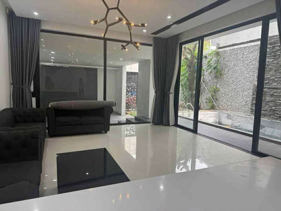 Nhà Mặt Tiền Phan Văn Định, Đà Nẵng - 300m², Ngang 8.5m, Giá 9 Tỷ