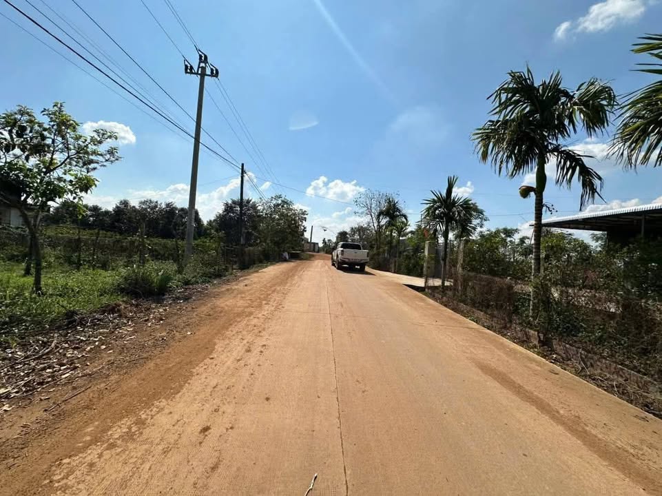 Đất Ea Kmút Ea Kar Đắk Lắk 200m² 3xxtr - Sổ đỏ chính chủ