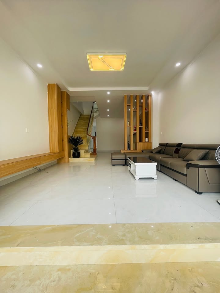 Nhà riêng Tân Phong Biên Hòa 125m² 4.699 tỷ - Ô tô vào nhà