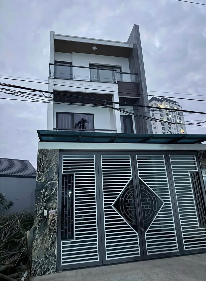 Bán Nhà 99.5m² Phường Quang Vinh, Thái Nguyên - Gần Trường C1, Ô Tô Vào Nhà