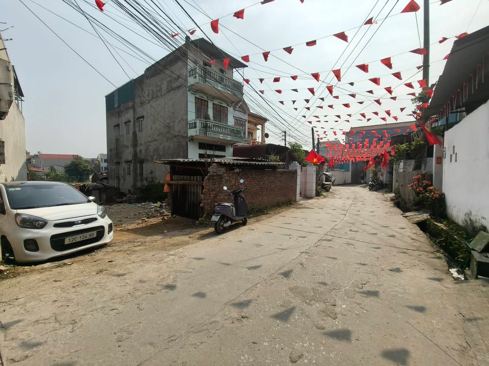 Bán Đất Mặt Tiền Đường Ba Son, Hữu Lũng 100m² - Kinh doanh/An cư