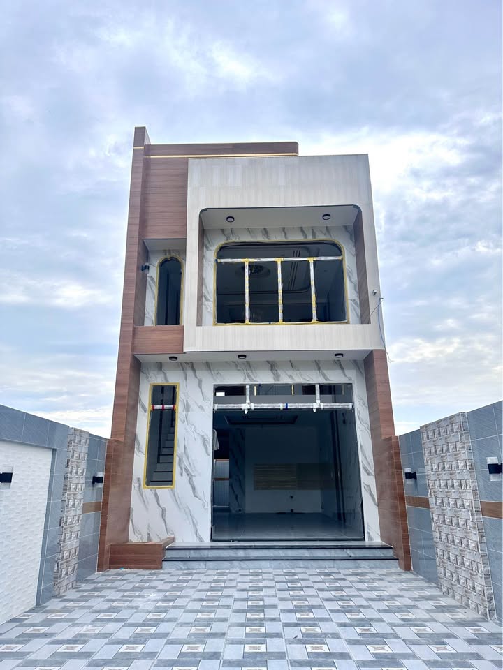 Nhà Gác Lửng An Ngãi 98m² - Sổ Hồng, 3PN, Giá 2.5 Tỷ