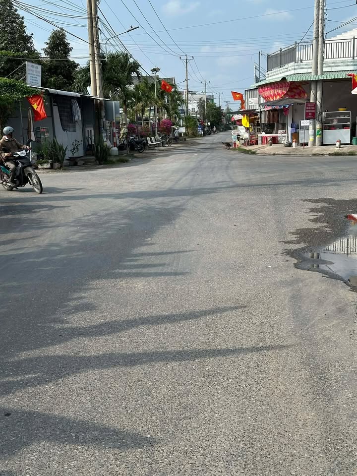 Đất Mặt Tiền HL71B Cái Bè - 630m² Kinh Doanh Sầm Uất, Giá 1.4 Tỷ