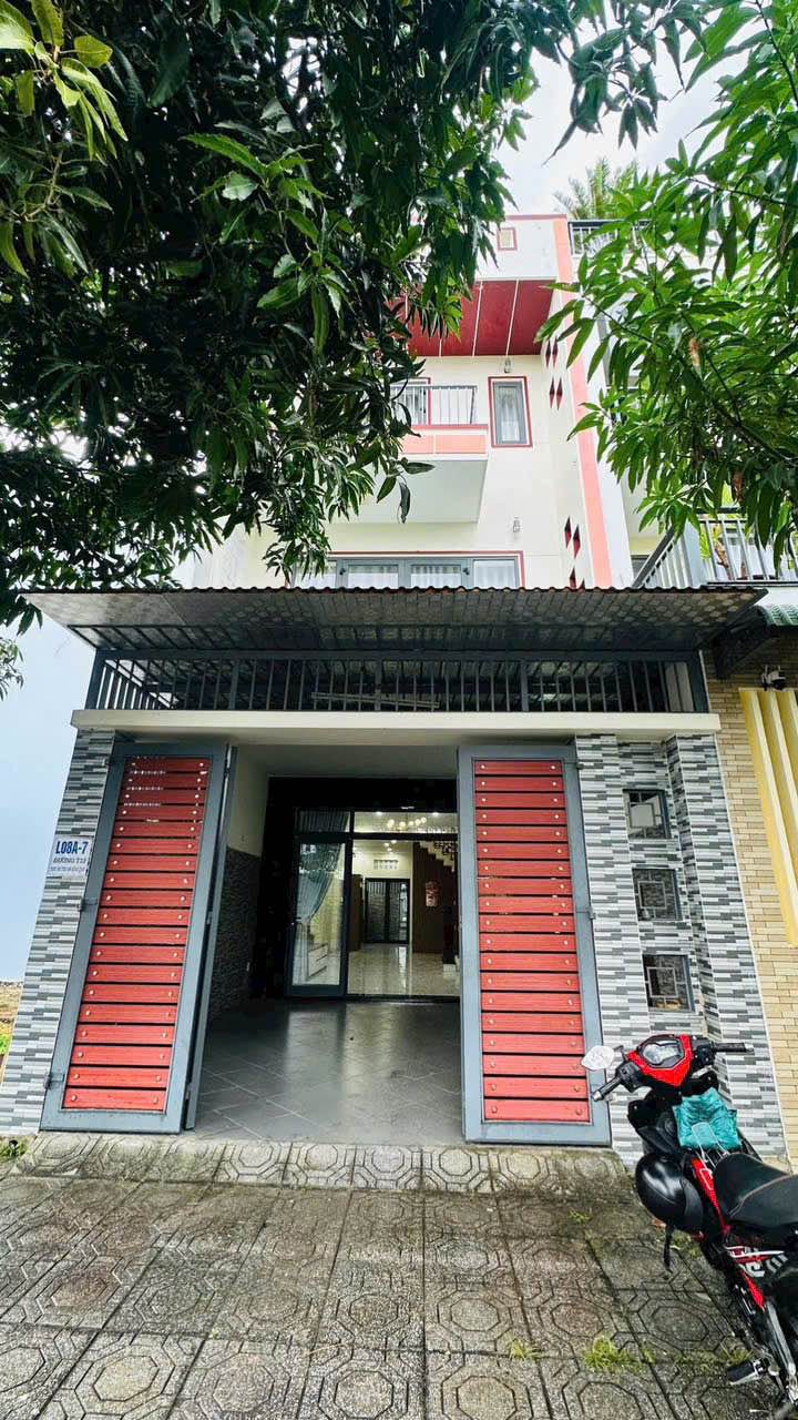 Bán Nhà KĐT An Bình Tân Nha Trang 100m² - Sổ Hồng - Full Nội Thất Gỗ 9.5 Tỷ