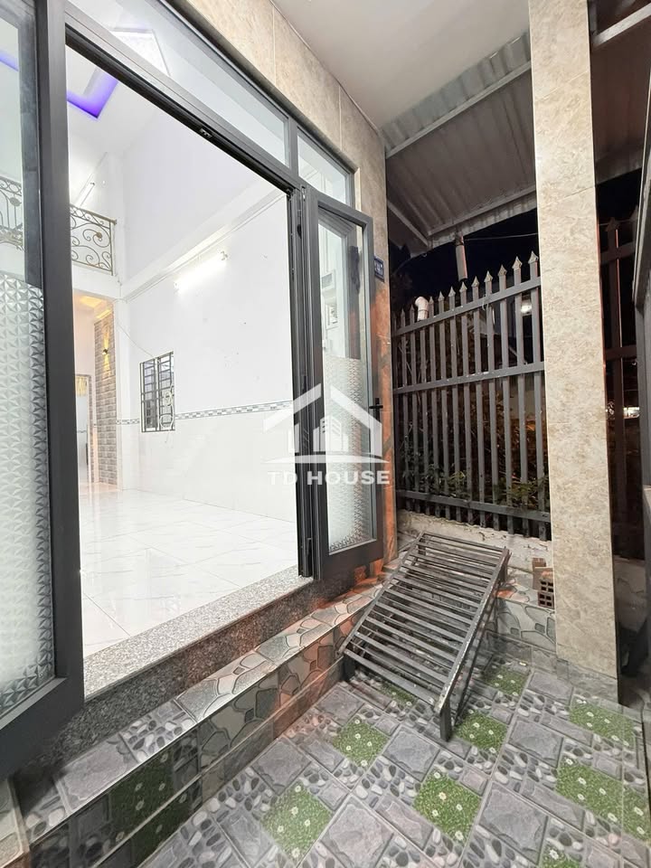 Nhà riêng Trần Hoàng Na Cần Thơ 80m² giá 5 triệu - Ô tô vào tận nhà!
