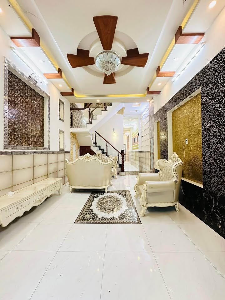 Nhà 150m² Full Nội Thất Đường Số 9 KDC Thới Nhựt, Cần Thơ - Giá 12 Triệu/Tháng