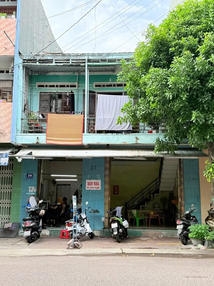 Nhà mặt tiền Tăng Bạt Hổ 67m² 10 tỷ - Vị trí đắc địa