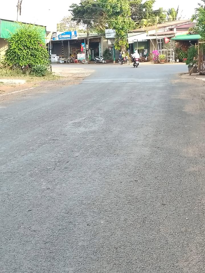 Nhà Dur Kman Krông Ana 600m² 3 tỷ - Ô tô vào tận nhà