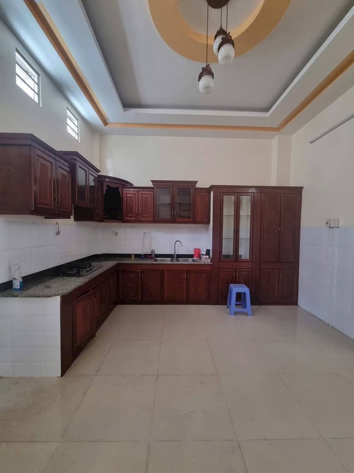 Nhà 1 Trệt 2 Lầu Đường B4 Hưng Phú, Cần Thơ - 4.8 Tỷ (TL)