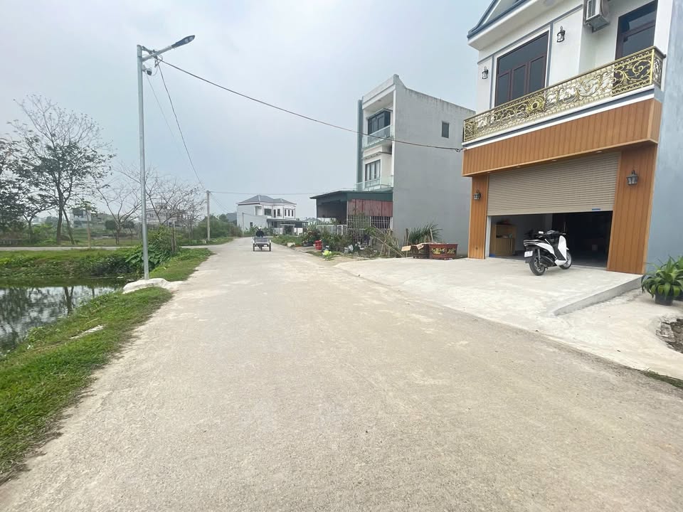 Đất Nền 100m² TT Hậu Lộc - Mặt Tiền 10m, Sầm Uất - 1.1 Tỷ