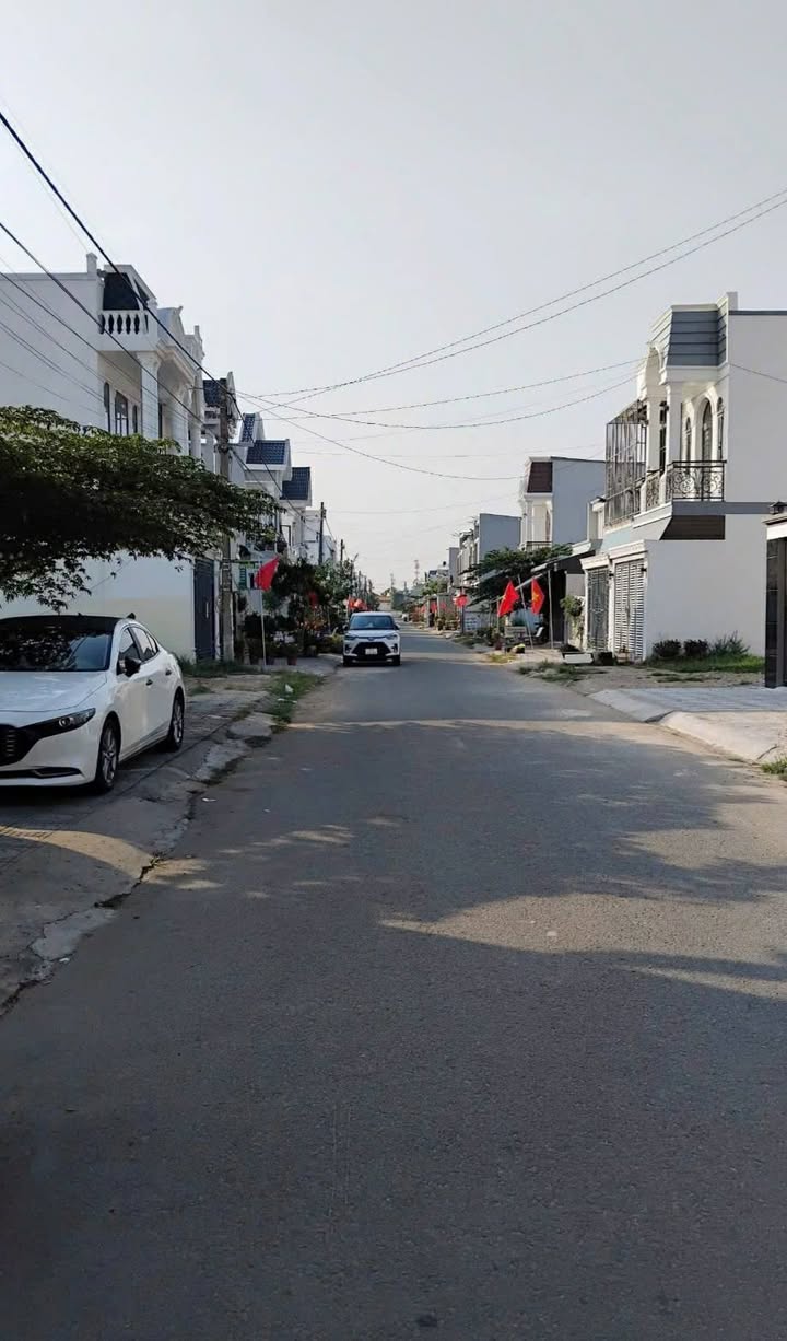 Bán Nền Biệt Thự 180m² Đường 7A Vĩnh Long - Giá 2.7 Tỷ