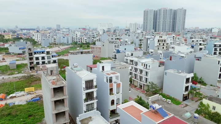 Nhà Phố 5 Tầng Gara Ô Tô, Thang Máy TĐC A51 Lê Chân - 9.6 Tỷ