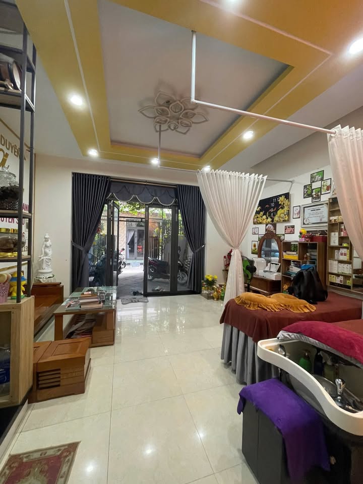 Nhà 3 Tầng Cẩm Lệ 100m² Hướng Nam - Chính Chủ, Giá 5.9 Tỷ