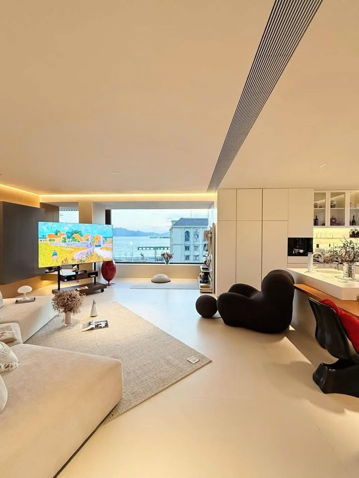 Bán Căn Hộ Tập Thể Nguyễn Chí Thanh, Đống Đa - 44m², 5 Tỷ, View Thoáng